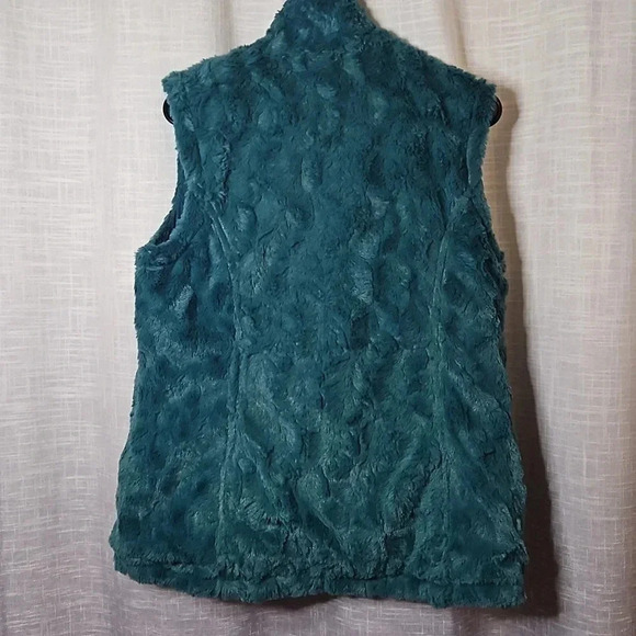 FREE COUNTRY VEST - Picture 10 of 10